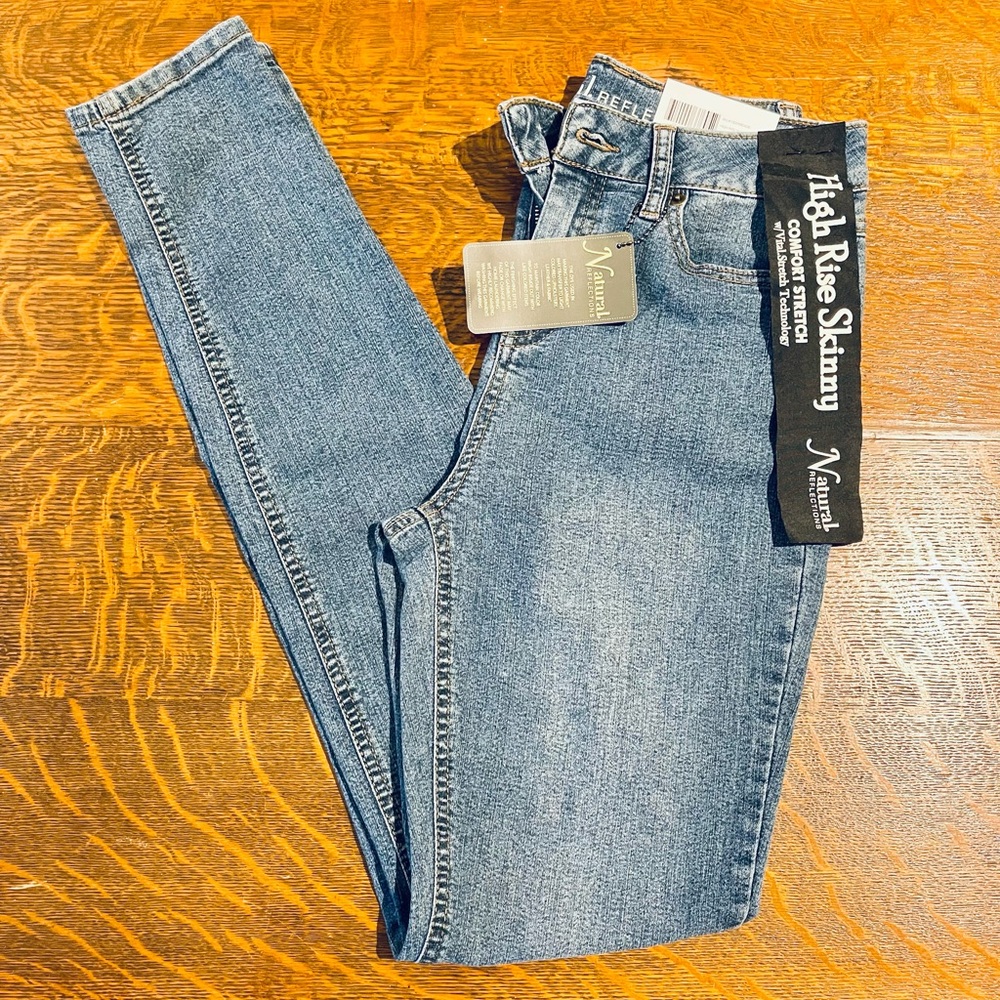 Natural Reflections High Rise Skinny Jeans Medium Wash